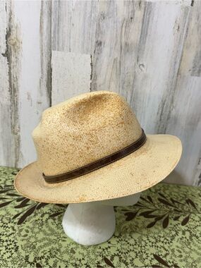Stetson Natural Straw Hat with Brown Sweatband Large 7 1/4” - 7 3/8”